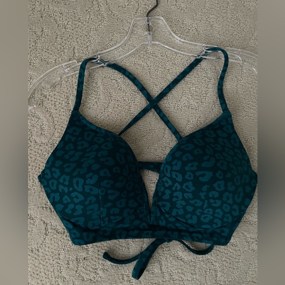 Shade & Shore 36B Swimwear Top